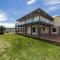 Sea Change - Spacious Family Holiday Accommodation Pet friendly