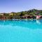 Evia Hotel & Suites