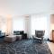 Hotel Le Crystal Montreal