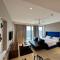 Ultra Luxe Jacuzzi Studio - Private Patio - Gurgaon