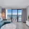 Oceanfront Oasis, Luxe 1BR Haven with Full Kitchen! CR 622 - 默特尔比奇