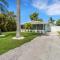 Little Beach House w/ POOL&SPA - 5 minutes to Vanderbilt Beach (Pet Friendly)