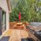 roomy CHALET in Lake harmony - 3 mins WALKING distance to LAKE, BB, JACK FROST Ski mts with LINENS, TOWELS, FIREPIT, HOTTUB, GAMES, GRILL - Lake Harmony