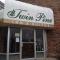 Twin Pine Inn & Suites