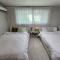 5mins to Jangseungbaegi station, 1mins to airport bus station, max 6pax, two bedrooms - Seul