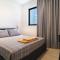 Mackenzie Sands 2 bdr Luxe Flat - Ларнака