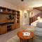 LOTUS PAD Vibrant KaMilo 4BR Home with Heated Pool and Spa - وايكولوا