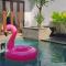 Namdur Villa Sariwangi - Tropical Villa in Bandung With Private Pool - 万隆