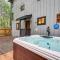 Harstine Island Home with Hot Tub and Beach Access! - Lakebay