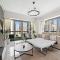 FIRST CLASS 2BR with Full Boulevard View - Dubaj