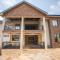 Lucia Suites - Tema