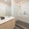Torquay Golf Retreats - Pool, Beach, Tennis, Golf
