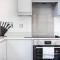 Modern 3 Bedroom House With Balconies & Parking - Maida Vale
