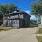 Duplex in Des Moines Near Downtown and ISF - دي موين