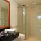 2bdr Townhouse in Laguna Village by Capital Pro