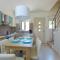 Michaela Beach House, Walk to Beach Shops & Dining, By ThinkVilla
