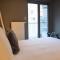 London 993 Apt 202