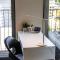 London 993 Apt 202