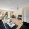 Heart of Reading Centre with parking & garden - Earley