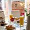 Heart of Reading Centre with parking & garden - Earley