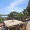 The Highland House - Heated Pool, Lake Elizabeth Dock & Sleeps 23! Perfect for families and groups - Twin Lakes