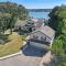 The Highland House - Heated Pool, Lake Elizabeth Dock & Sleeps 23! Perfect for families and groups - Twin Lakes