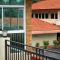 Tachang Airport Hotel