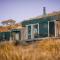 The Hide private Waterfront on Beautiful Bruny