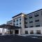 Holiday Inn Express & Suites Racine, an IHG Hotel