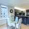 2 Bed Property Close to Heathrow Airport
