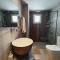 3 Br Penthouse Jacuzzi Seaview