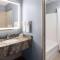 AmericInn by Wyndham North Branch - North Branch