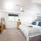 Bridge Apartment - Free Parking & WiFi - Near Perranporth Beach