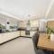 Bridge Apartment - Free Parking & WiFi - Near Perranporth Beach