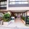 Cozzy Suites Paraíso Hotel