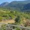 Spacious Retreat with Captivating Mnt View - Sotiriánika