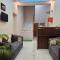 Shri Niwaas Guest House - Varanasi, Forěigners Choice, Fully Air Conditioned Rooms with Parking Availability on site, Near to Dasashwamedh ghat and Assi Ghat