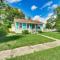 Gulfport Home with Private Yard Less Than 1 Mi to Beach! - 格尔夫波特