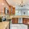 Home with Patio Near Zoo Miami and Black Creek Canal! - ميامي