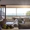 Bilinga Beachfront House
