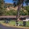 Peach Tree Inn