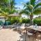 Private Palms