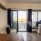 Casa Arrecife - Dorado Suite, Fast Wifi & Balcony! Beach is steps away!
