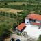 Studio Apartment with pool, Airport Zadar - Donji Zemunik