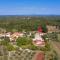 Three-Bedroom Holiday Home In Divsici