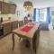 Lovely Home In Saint-Laurent-De-La-Ca