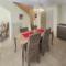 Lovely Home In Saint-Laurent-De-La-Ca