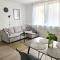 Modernes zentrales Apartment - Брухзаль