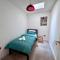 Spacious and Modern Entire Home with Garden - Stockport