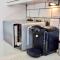 Spacious and Modern Entire Home with Garden - Stockport
